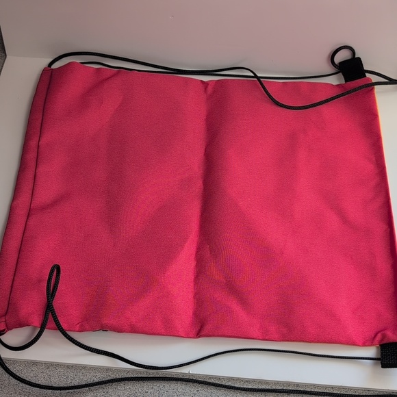 Tupperware®️ Logo Drawstring Backpack with Coin/Card Holder - Picture 3 of 6